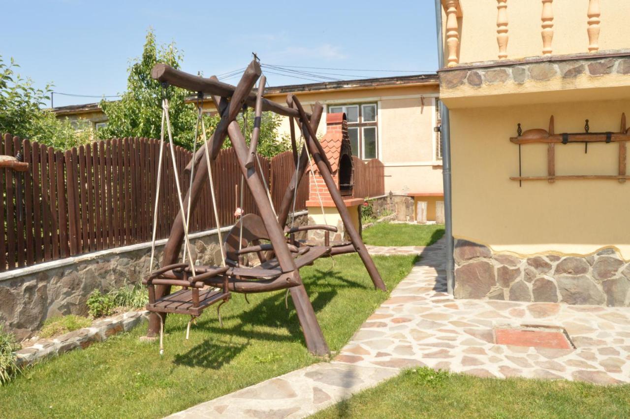 Casa Vlasea Albesti Sighisoara Bed & Breakfast Exterior photo